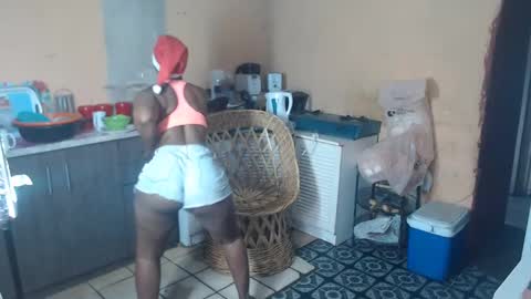 curvypear76x online show from December 24, 2024, 6:22 am