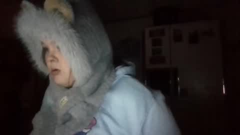 dahlia -kim online show from December 21, 2024, 4:41 am