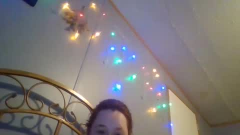 dahlia -kim online show from January 4, 2025, 11:33 am