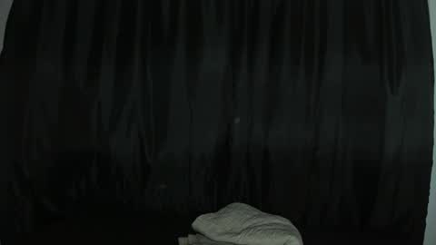 Snapshot of curvypornxxx chatting on January 14, 2025, 9:13 am curvypornxxx online show from January 14, 2025, 9:13 am