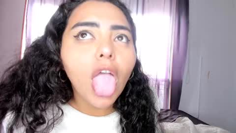 Snapshot of curvypornxxx chatting on February 14, 2025, 2:02 pm curvypornxxx online show from February 14, 2025, 2:02 pm