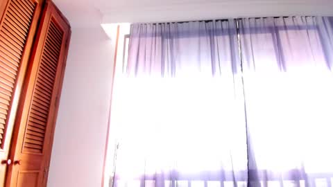 Snapshot of curvypornxxx chatting on February 21, 2025, 1:33 pm curvypornxxx online show from February 21, 2025, 1:33 pm