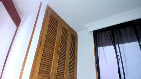 Snapshot of curvypornxxx chatting on February 24, 2025, 12:26 pm curvypornxxx online show from February 24, 2025, 12:26 pm