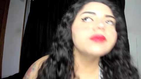 Snapshot of curvypornxxx chatting on October 7, 2025, 8:22 am curvypornxxx online show from October 7, 2025, 8:22 am