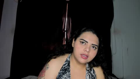 Snapshot of curvypornxxx chatting on October 24, 2025, 10:44 am curvypornxxx online show from October 24, 2025, 10:44 am