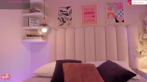 Snapshot of cute__cherry_ chatting on October 30, 2025, 8:31 pm Amber online show from October 30, 2025, 8:31 pm