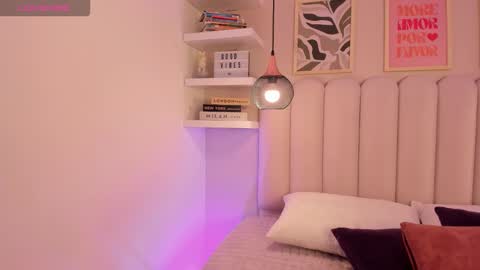 Snapshot of cute__cherry_ chatting on November 10, 2025, 9:14 pm Amber online show from November 10, 2025, 9:14 pm