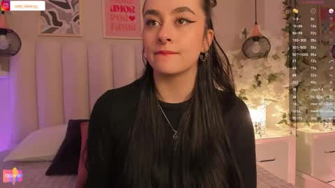 Snapshot of cute__cherry_ chatting on November 20, 2025, 11:04 pm Amber online show from November 20, 2025, 11:04 pm