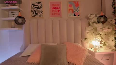 Snapshot of cute__cherry_ chatting on November 27, 2025, 8:33 pm Amber online show from November 27, 2025, 8:33 pm