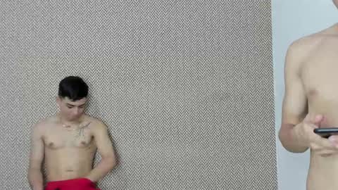 Snapshot of cute_boys18 chatting on January 7, 2025, 8:52 pm ARTURO-18 MATIAS-18 NIKOLAY-19 HADES-18 GABO-19 online show from January 7, 2025, 8:52 pm