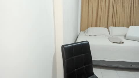 Snapshot of cute_brunett chatting on January 11, 2025, 3:02 am Sara online show from January 11, 2025, 3:02 am