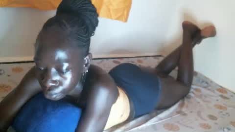 cute_doria online show from September 12, 2025, 10:37 am