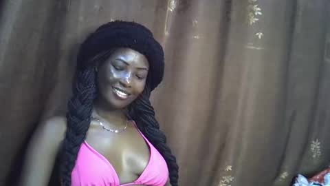 cute_emmy1 online show from November 6, 2025, 12:28 pm