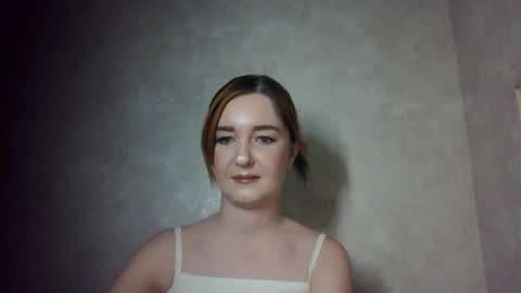 Snapshot of cute_heat chatting on December 4, 2025, 9:12 pm cute_heat online show from December 4, 2025, 9:12 pm