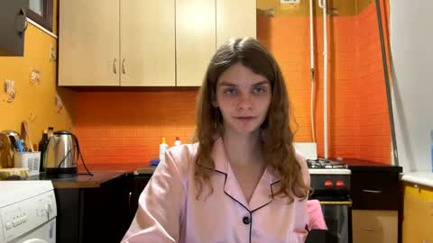 cute_kitte online show from December 27, 2024, 12:18 am