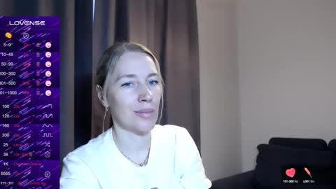 Snapshot of cute_lion_ chatting on December 15, 2024, 9:13 am cute_lion_ online show from December 15, 2024, 9:13 am