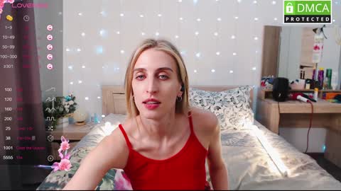 Snapshot of cute_milana chatting on December 27, 2024, 2:43 pm Milana online show from December 27, 2024, 2:43 pm