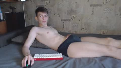 Snapshot of cute_oliver chatting on October 6, 2025, 7:06 am Oliver online show from October 6, 2025, 7:06 am