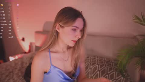 Snapshot of cute_pie_an chatting on November 30, 2025, 6:01 pm AN online show from November 30, 2025, 6:01 pm