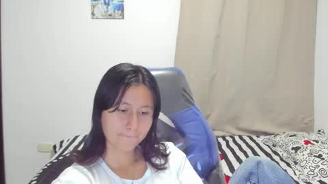 Snapshot of cute_rouss chatting on October 2, 2025, 4:08 am ROUSS online show from October 2, 2025, 4:08 am