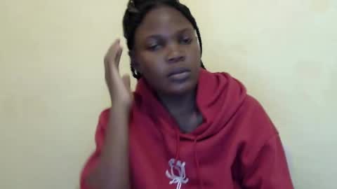 Snapshot of cute_roxie chatting on December 16, 2024, 7:37 am cute_roxie online show from December 16, 2024, 7:37 am