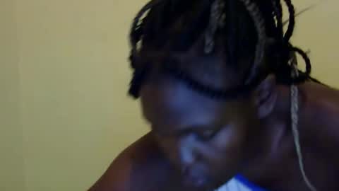 Snapshot of cute_roxie chatting on December 22, 2024, 6:59 pm cute_roxie online show from December 22, 2024, 6:59 pm
