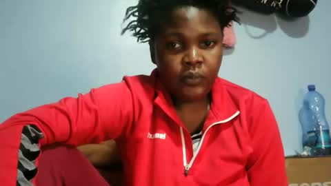 Snapshot of cute_roxie chatting on October 31, 2025, 6:42 pm cute_roxie online show from October 31, 2025, 6:42 pm