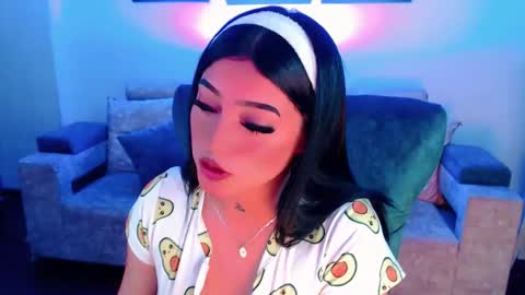 Snapshot of cute_sarita18 chatting on September 22, 2025, 10:12 pm Sarita online show from September 22, 2025, 10:12 pm