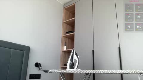 cute_skywalker online show from September 28, 2025, 11:15 am