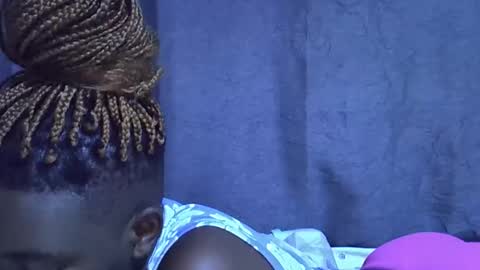 cute_tamara1 online show from November 9, 2025, 11:25 pm