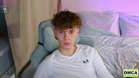 Snapshot of cute_thomas chatting on October 29, 2025, 7:37 pm Thomas - online show from October 29, 2025, 7:37 pm