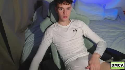 Snapshot of cute_thomas chatting on December 3, 2025, 12:14 pm Thomas - online show from December 3, 2025, 12:14 pm