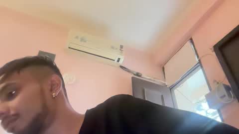 Snapshot of cutedickboii chatting on December 14, 2025, 10:53 am cutedickboii online show from December 14, 2025, 10:53 am