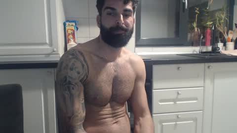 Snapshot of cuteeboy chatting on January 28, 2025, 11:17 pm cuteeboy online show from January 28, 2025, 11:17 pm