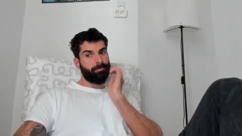 Snapshot of cuteeboy chatting on November 17, 2025, 9:04 am cuteeboy online show from November 17, 2025, 9:04 am