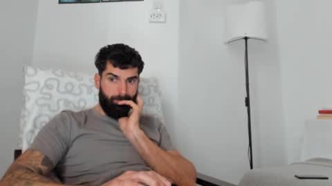 Snapshot of cuteeboy chatting on December 2, 2025, 8:30 am cuteeboy online show from December 2, 2025, 8:30 am