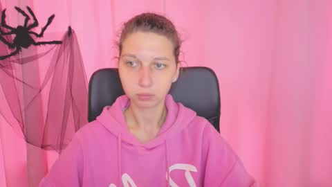 Snapshot of cuteellii chatting on October 27, 2025, 11:03 am Elli online show from October 27, 2025, 11:03 am