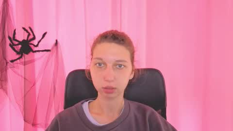 Snapshot of cuteellii chatting on October 28, 2025, 10:52 am Elli online show from October 28, 2025, 10:52 am