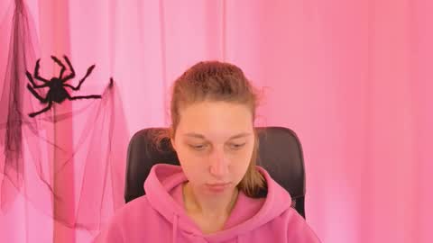 Snapshot of cuteellii chatting on November 4, 2025, 10:58 am Elli online show from November 4, 2025, 10:58 am