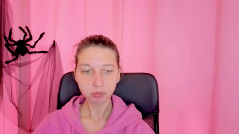 Snapshot of cuteellii chatting on November 10, 2025, 11:31 am Elli online show from November 10, 2025, 11:31 am