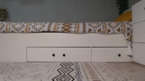 Snapshot of cuteemouse chatting on September 20, 2025, 9:43 am Anna online show from September 20, 2025, 9:43 am