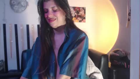 haome online show from October 19, 2025, 7:47 pm