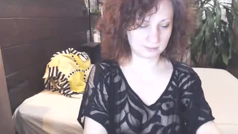 Snapshot of cutemoan chatting on January 21, 2025, 10:19 pm Rita online show from January 21, 2025, 10:19 pm