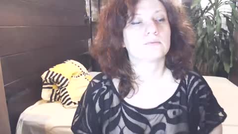 Snapshot of cutemoan chatting on January 24, 2025, 10:19 pm Rita online show from January 24, 2025, 10:19 pm