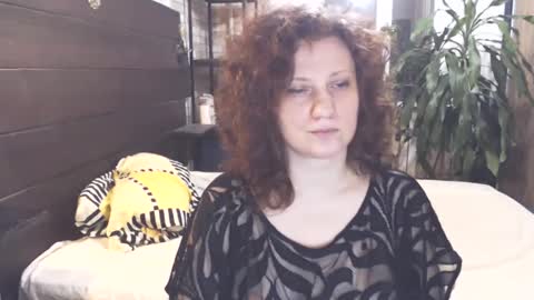 Snapshot of cutemoan chatting on February 6, 2025, 10:21 pm Rita online show from February 6, 2025, 10:21 pm