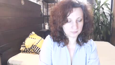 Snapshot of cutemoan chatting on February 22, 2025, 10:31 pm Rita online show from February 22, 2025, 10:31 pm
