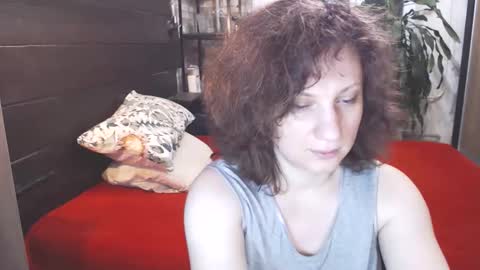 Snapshot of cutemoan chatting on September 10, 2025, 9:48 pm Rita online show from September 10, 2025, 9:48 pm