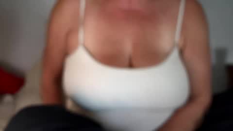 CuteNlil online show from January 9, 2025, 11:25 am