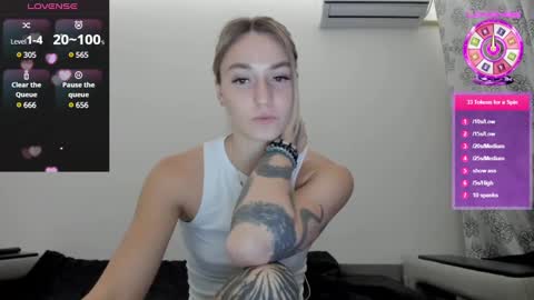 Snapshot of cutestdemon chatting on December 19, 2024, 4:57 pm Im saving up to fix my favorite car online show from December 19, 2024, 4:57 pm