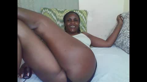 Snapshot of cutetinah chatting on September 19, 2025, 3:30 am TAMARA online show from September 19, 2025, 3:30 am